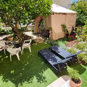 Super Flat, Garden. Bnbrickeys , Monte Carlo Monaco